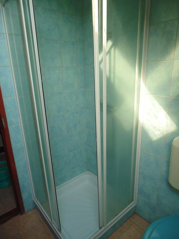 فندق Kishutaفي  Huta Vendeghaz المظهر الخارجي الصورة